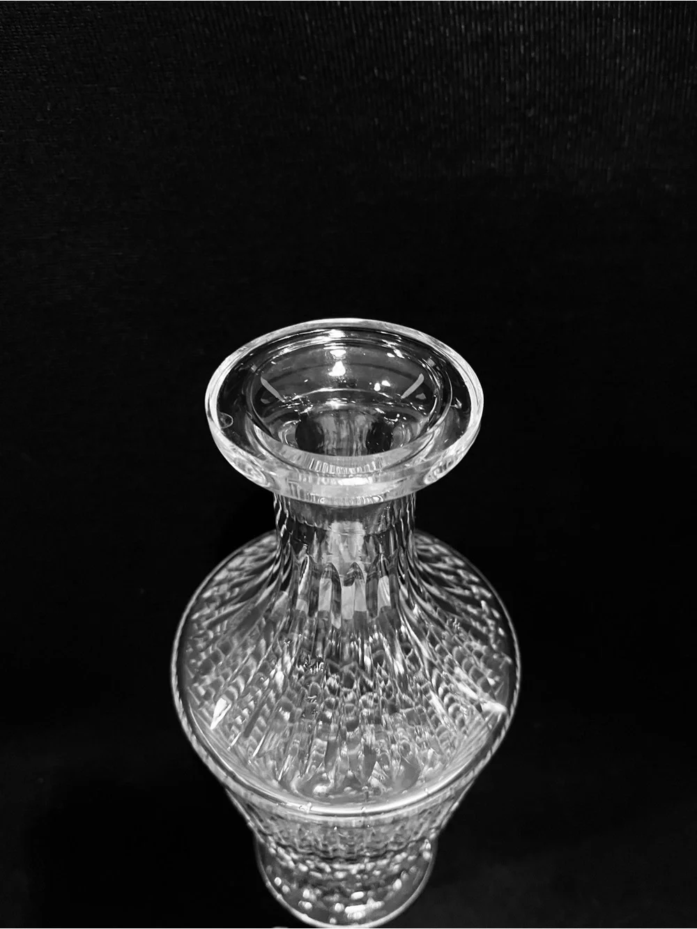 Vintage Waterford Crystal Maeve Cut Wine Decanter & Stopper 12.75” Ireland.